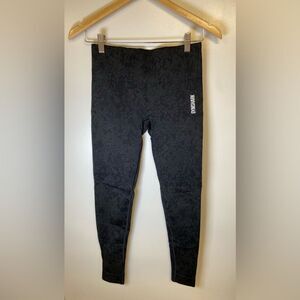 Gymshark Charcoal Black Adapt Camo Seamless Leggings. Size small